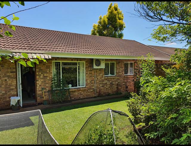 2 BEDROOM TOWNHOUSE SOLD IN AMBERGLEN